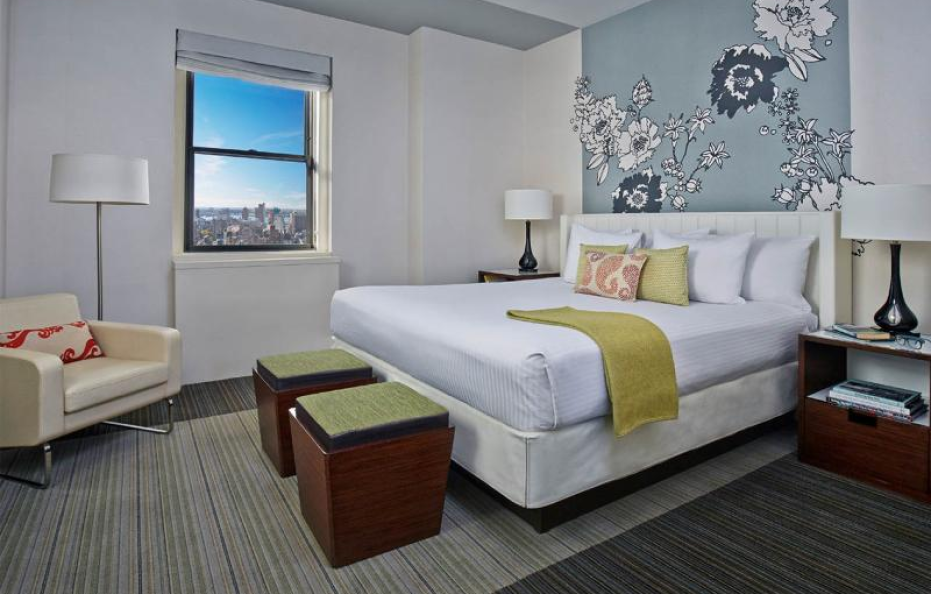 Park West Hotel